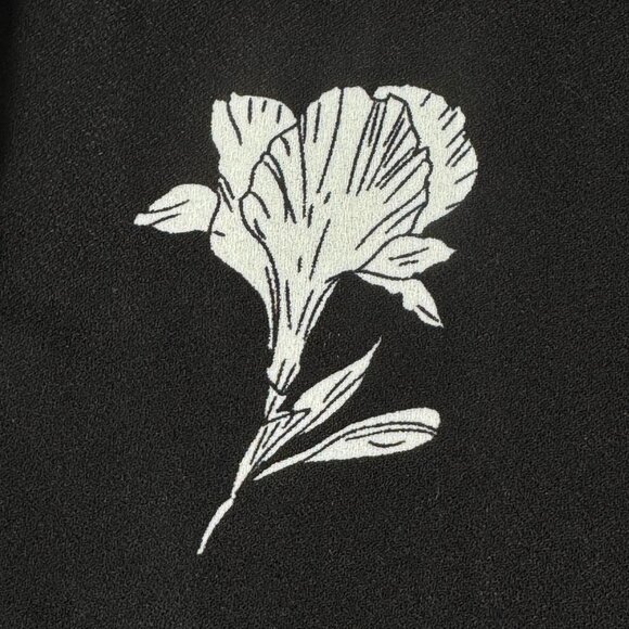 Vince Camuto Floral Wide Leg Jumpsuit in Black & White (NWT; Size 16W) - Picture 5 of 7